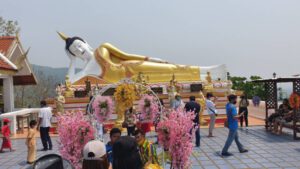 Bestvan Rental.com บริการรถตู้เช่า เหมาทั่วไทย Vip 10 ที่นั่ง และ 13 ที่นั่ง 21