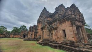 Bestvan Rental.com บริการรถตู้เช่า เหมาทั่วไทย Vip 10 ที่นั่ง และ 13 ที่นั่ง 24